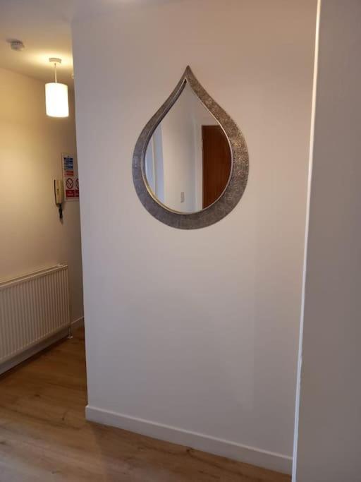 Ferienwohnung Lovely 2 Bed Flat-Great Location Dundee Exterior foto